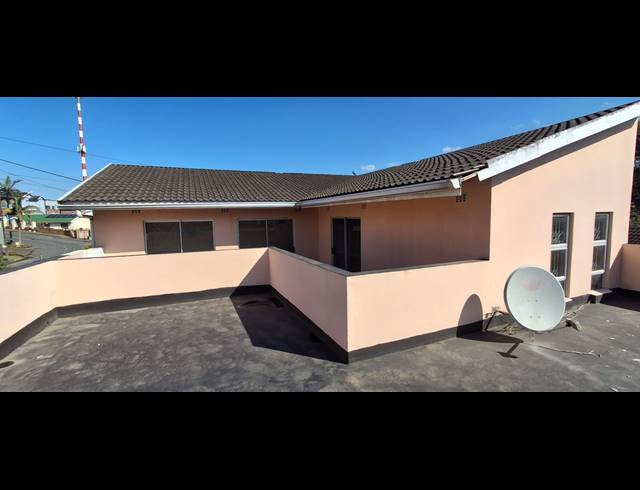 5 BEDROOM FREEHOLD FOR SALE IN STARWOOD
